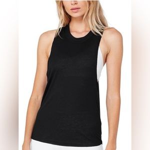 Alo Yoga Women's Black Muscle Tank - Small